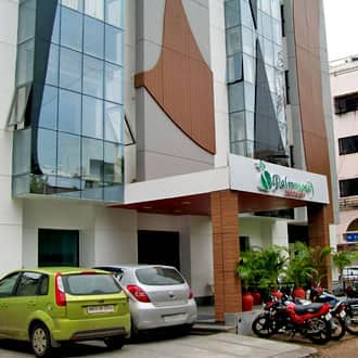 https://imgcld.yatra.com/ytimages/image/upload/t_hotel_yatra_city_desktop/v1464469813/Domestic Hotels/Hotels_Vadodara/Palm View Residency/HO_wPDOrX.jpg